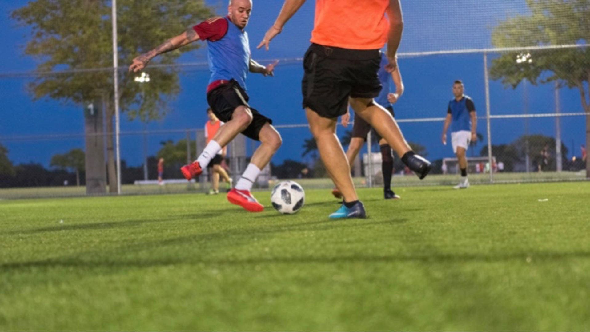 Let’s play soccer 6v6 8pm @KSP